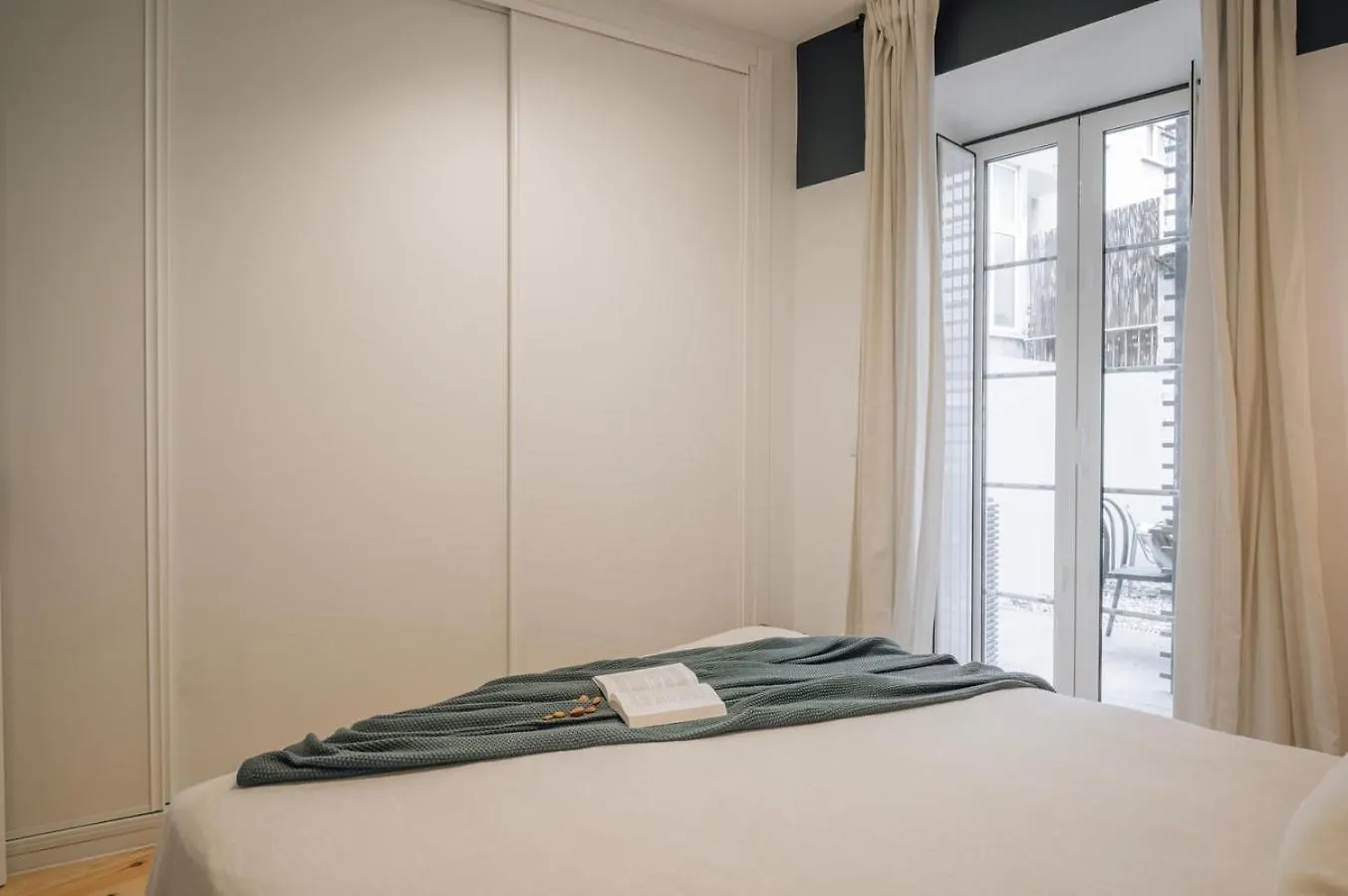 Sperlonga - 1 Bedroom And Terrace In Arroios Lisbon 0*,  Portugal